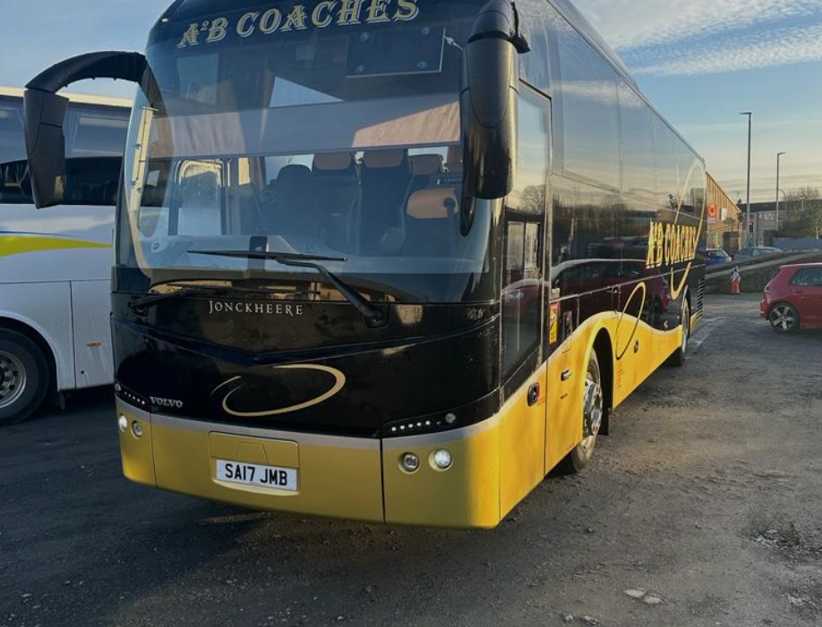 A2B Coaches coach